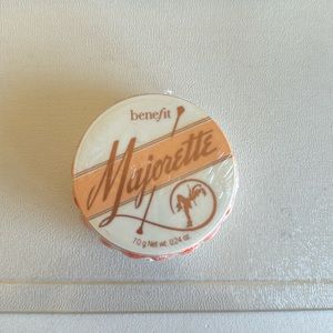 BRAND NEW Benefit Majorette Blush LE